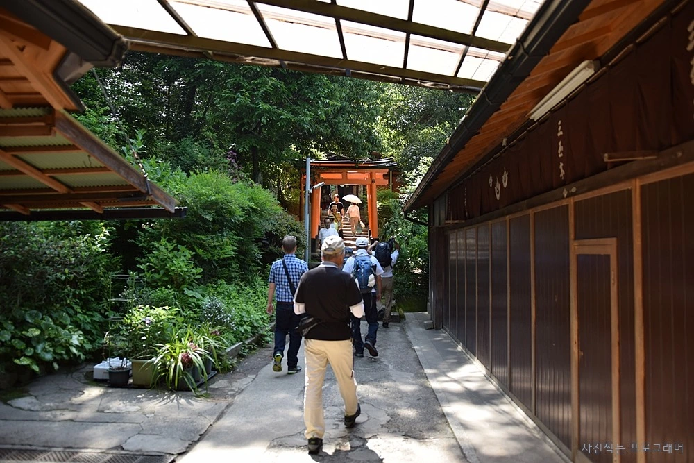 247E524A564B2C0A047687