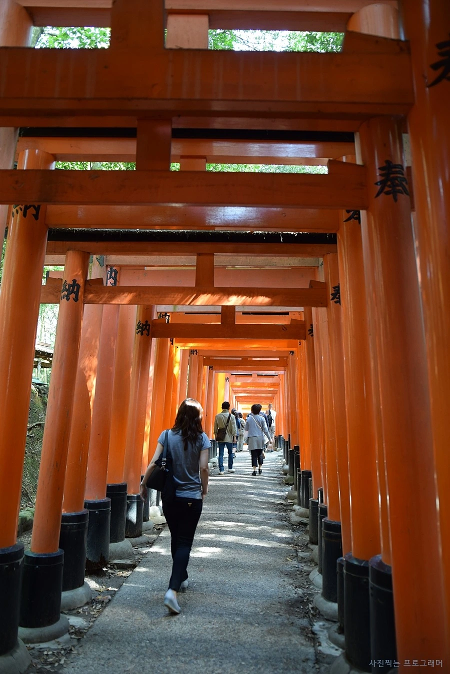 2145BA4F564B2B9C32106D