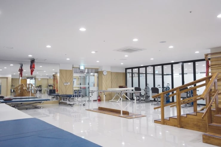 12%C3%FE-%C0%E7%C8%B0%C4%A1%B7%E1%BD%C7.jpg?type=w2