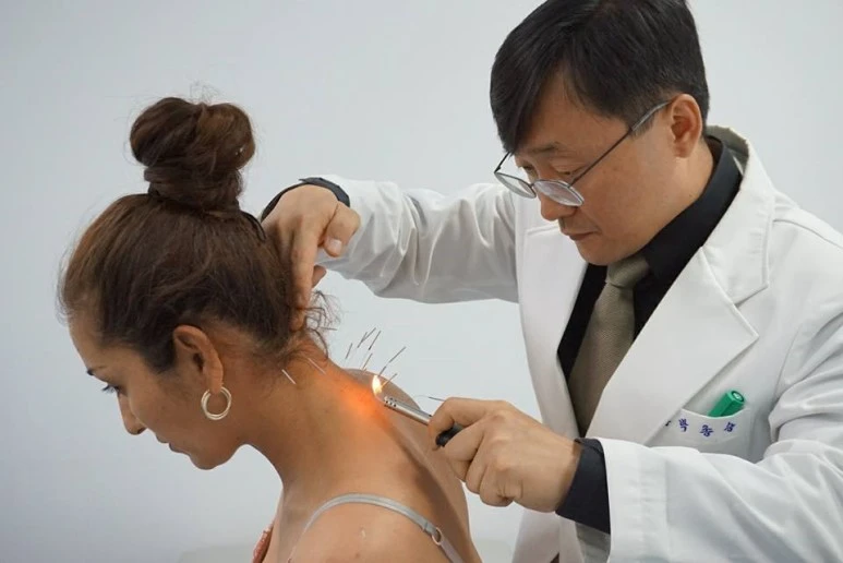 14359068_10210560391383664_3587327232343467305_n.jpg?type=w773