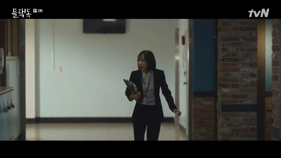 %EB%B8%94%EB%9E%99%EB%8F%85.E02.191217.720p-NEXT.mp4_20210320_233648.659.jpg?type=w1