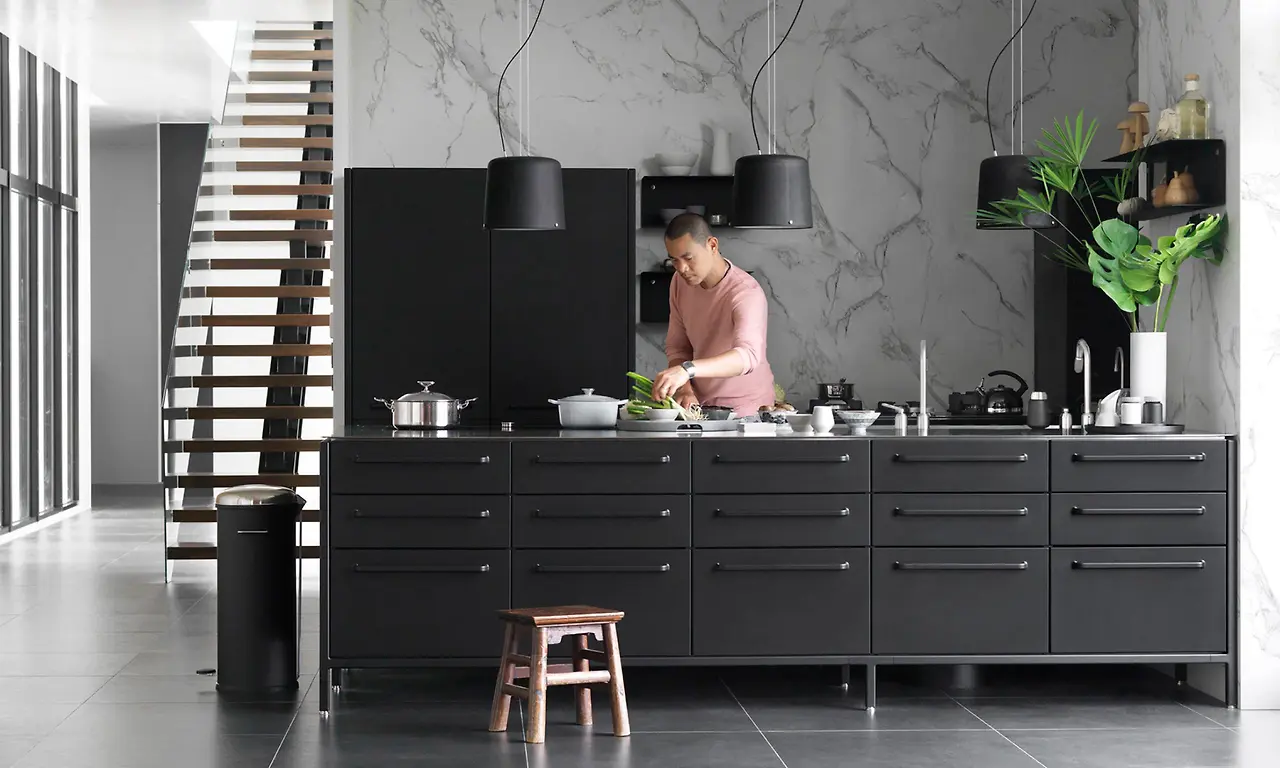 15chefandre-taiwan-kitchen-small.jpg?itok=soqHAlRb