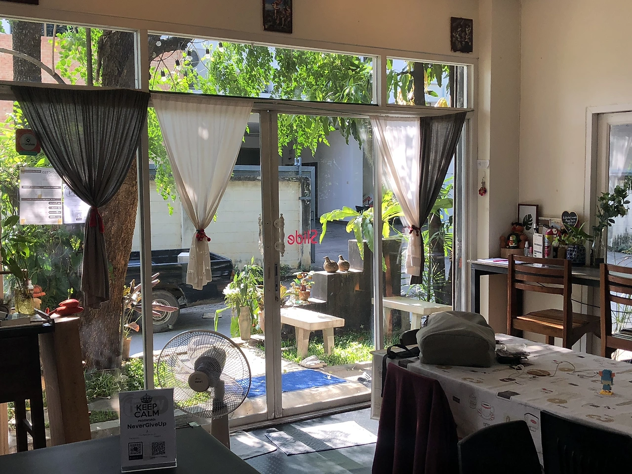 다운로드 (4).jpeg