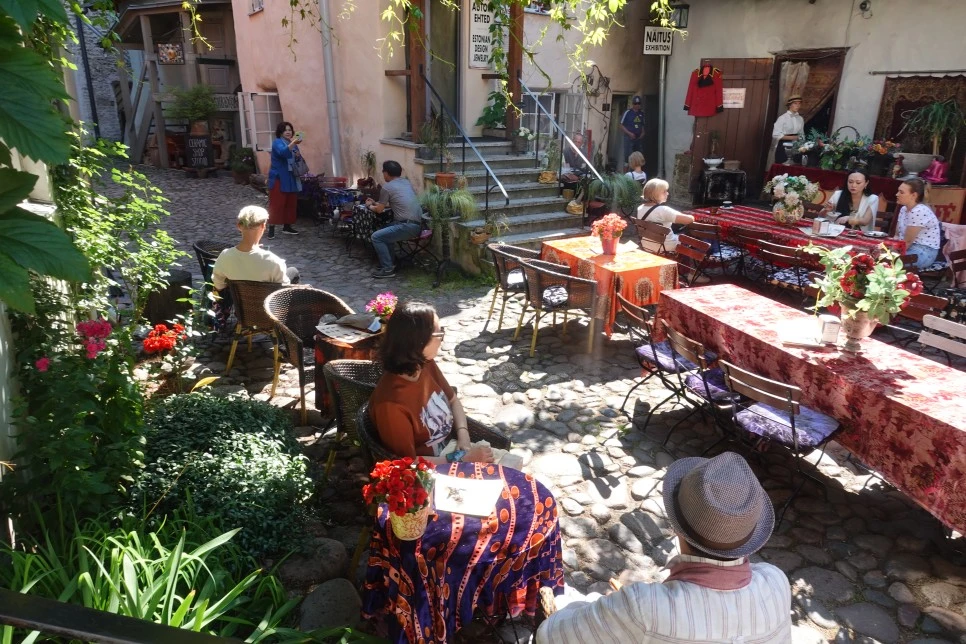 DSC04679.JPG?type=w966