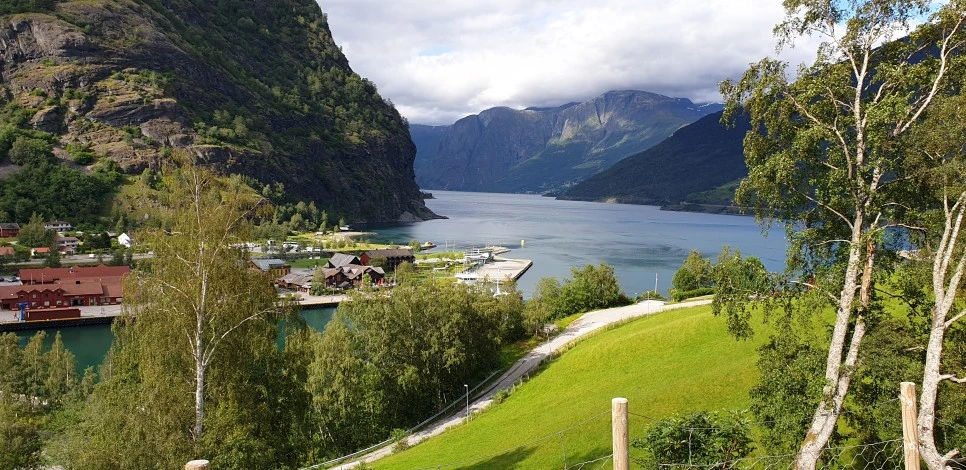 f9c47afb053ea5543ac948a6c7fe915c142036.jpg?type=w966