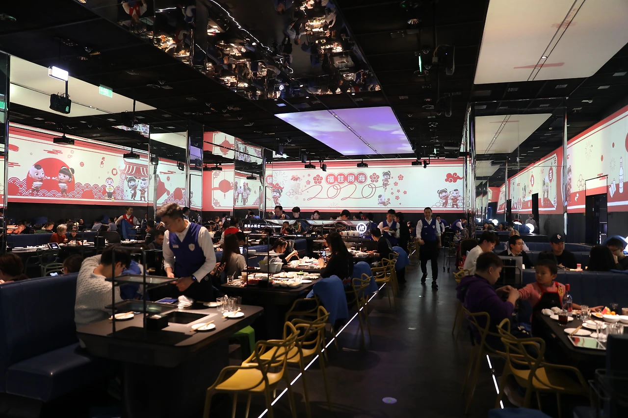 만나통신사 칼럼- 하이디라오 (1).JPG