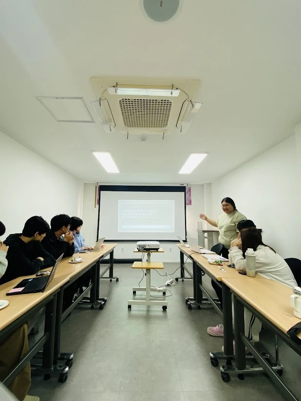 img.jpg?credential=yqXZFxpELC7KVnFOS48ylbz2pIh7yKj8&expires=1764514799&allow_ip=&allow_referer=&signature=Y4VvopZ0a1LmodlpFmyOlasiFD0%3D