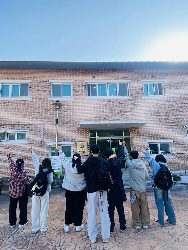 img.jpg?credential=yqXZFxpELC7KVnFOS48ylbz2pIh7yKj8&expires=1764514799&allow_ip=&allow_referer=&signature=OXOOhCDbPmmQnEQGIXtMAvFkCsk%3D