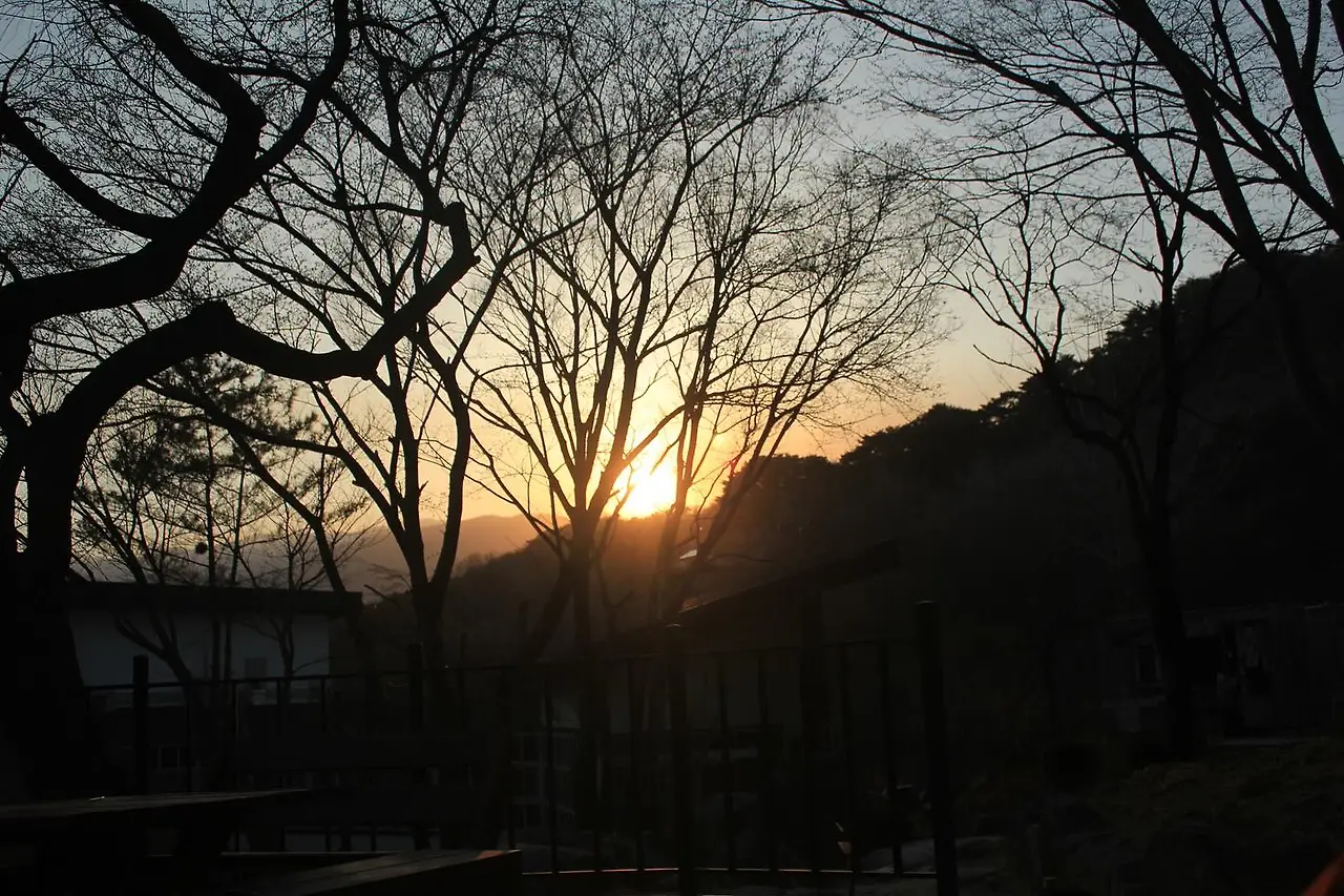 img.jpg?credential=yqXZFxpELC7KVnFOS48ylbz2pIh7yKj8&expires=1761922799&allow_ip=&allow_referer=&signature=AHPsO1ZYTiNcqKjtigqMwBxTIbQ%3D