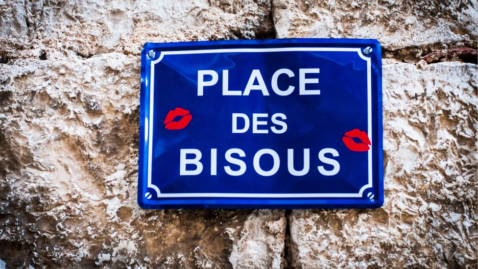 Blog_-_Beige_Background_11_(1920_%C3%97_1080px).png?type=w1