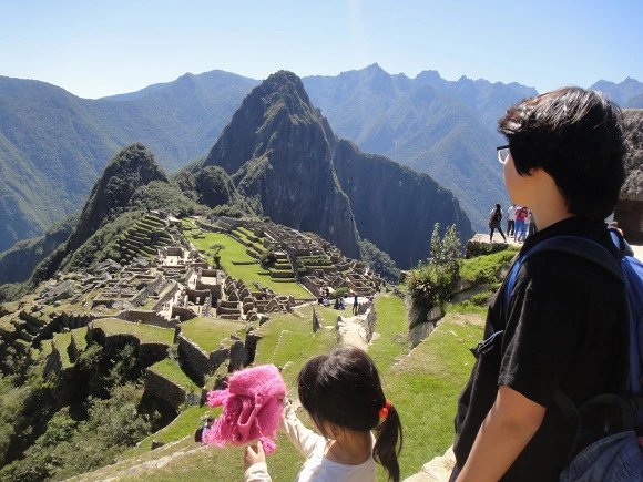 99DDD73359FB27F417ADBE