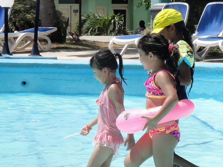 99378D3359F714BB2744BE