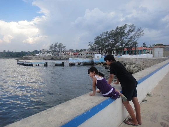 994C213359F7DECB05F975