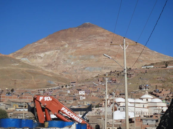 9975BC3359F9CEB617C3F7