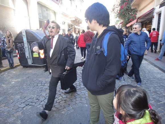 9935993359EED94B1E9CAA