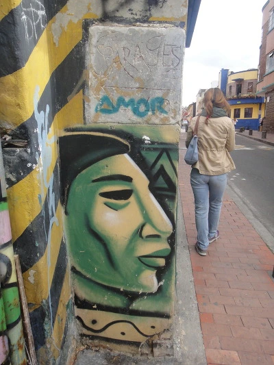 9928F4335A0126A80F19BA