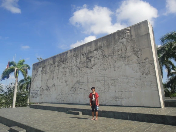 990FF53359F6D9DE2A6270