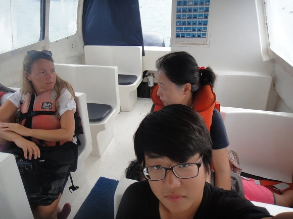 99947F3359FB7FBC298E98