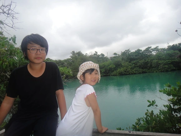 9964313359FB82B52B0413