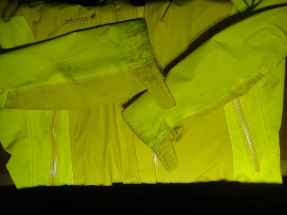 993BE23359F8763819A9F6