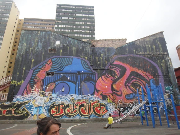 9918B2335A012BC821F10E