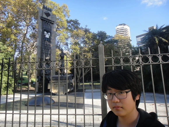 99C0C63359EF076B2E83D1