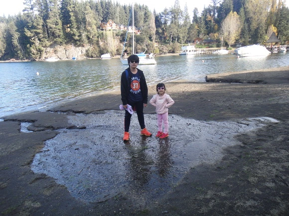 990E963359F35F3014EE09