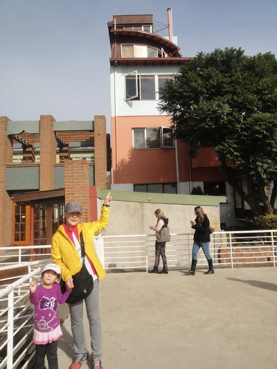 9992E23359F91D8B044201