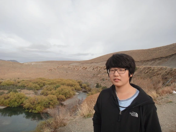 998EDD3359F35011379084