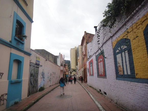 999C17335A012BC629F3F5