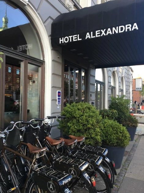 IMG_3898.JPG?type=w773