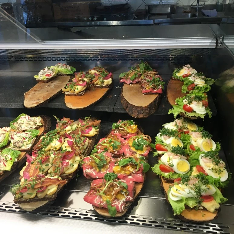 IMG_4696.JPG?type=w773