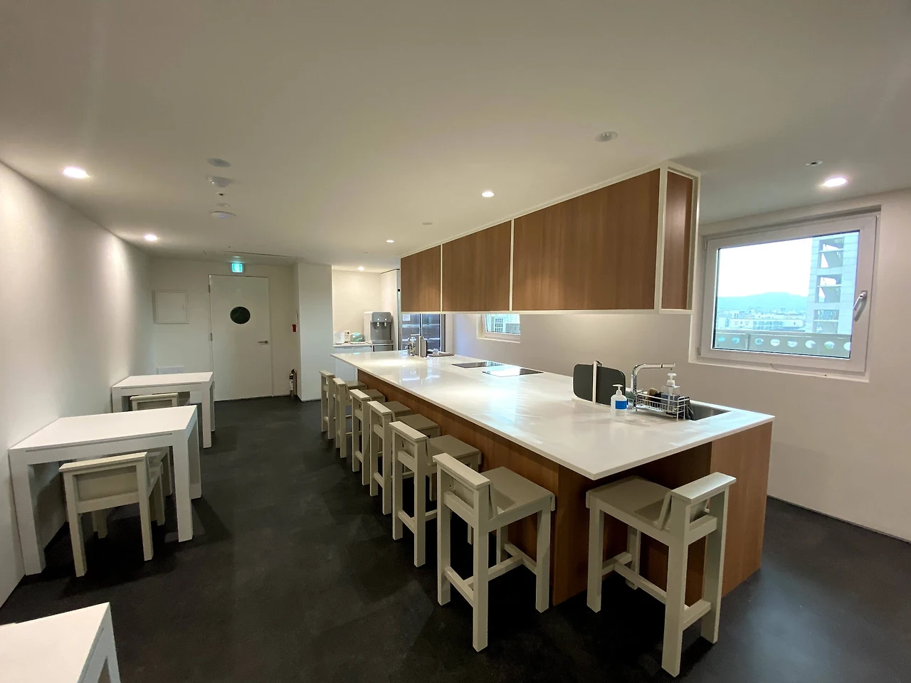 DW3G-_DVn2BZVT7m9KltImMVM4aJnHoqlICATatcdQtxnZuZqz8CTo6wsB6z5PO88gBOb4ma1vUrhoJhxLRADe71czF-wBn7d9QlZL7pEbQXWAr9e_tfcRZwHdZXanpeSdqbRWeH7uJDlHS-7pMxALocl3miV4PjGQ6alE0dokQLdFP47vXTuPxqeGRT1t9M_wfE3w68D3aTUoxtbeB4LS2MEunLJZ7VHrxD6u8VSp8sWJbDdH9b4OjY8epBS5QOXP16b6ItfqaLkUXy-h3cRhHs_3WVy4QZ-mTRdN1KeWsDt5XVkyG7PMWUHAHV8vnr4Y7L5TYIlZtbnQ5NMxtGkrah7bwsUJDOLqqdVGbeHn67hlDvPePudCrHhwq17b0zvAf5qkw2JufPzpKrdj4FtQ_78SQ3kpXC-c10TmkL8noF2vrnWpHJK6vLSKbBRASxNa9UUV_-1yOUyhjkBFDmEa0WU8roQmlorXq8ZuNgX3mPVEtiINBXbNld9YzatQhIkyTiV22Y3-jPVHg_mt_CEXN2_MZtrqEYQtd3DchZS98K0YEOUiVHWsOECpps_uYRla9v7eOfvo2NjGYOc8ow9ZM4xnNfVVIy6ryRvtNONa3-v60d1beQNupJv3bc5wWLQCkJp2771Hr6d2CtOgTqy9vObH5RfF3lpoPsakV_gNV4NX_JfOWsKpfUuMESwMCMEKwceWa0CYpyCNE2yjZ72DBQEg=w2288-h1716-no?authuser=0