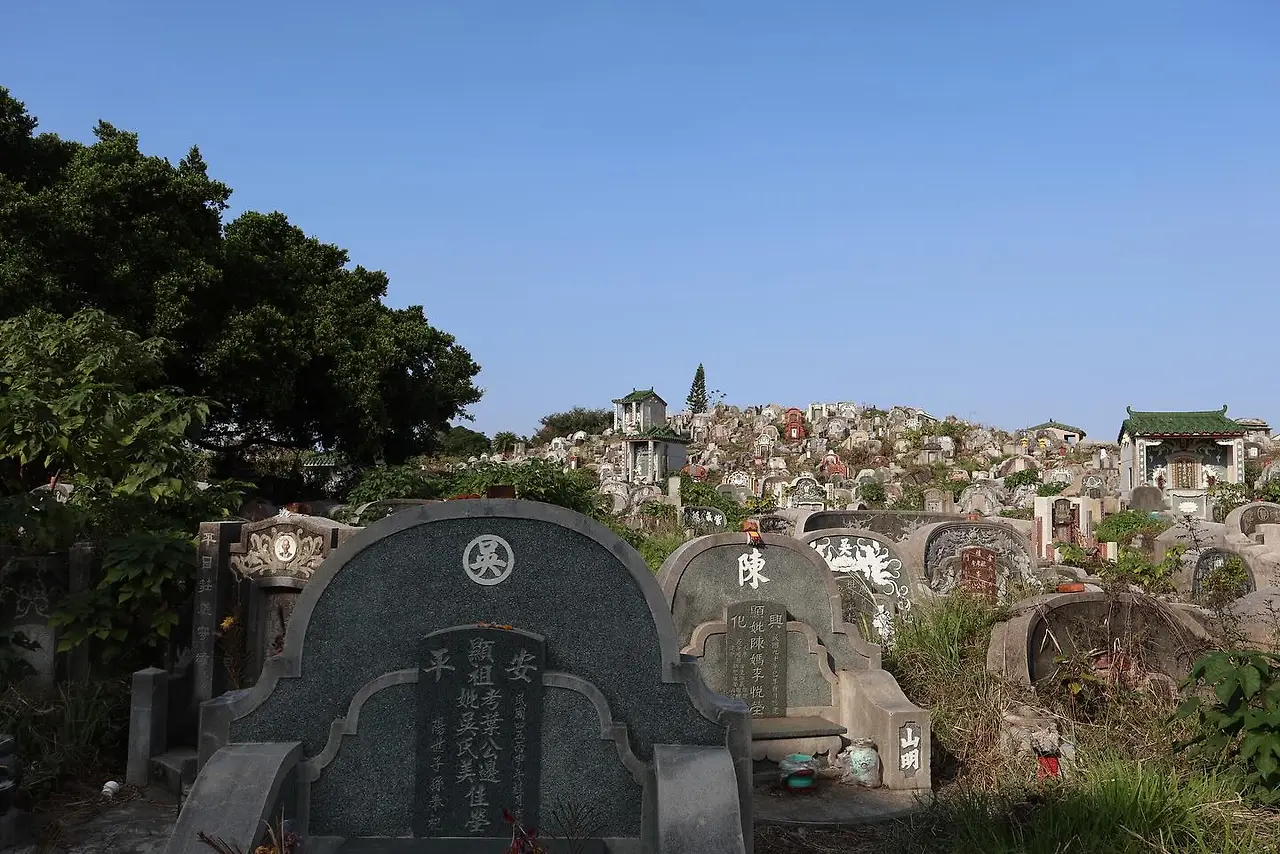 481970176_18504934978032724_3376029284435265006_n.jpg?stp=dst-jpg_e35_tt6&efg=eyJ2ZW5jb2RlX3RhZyI6IkNBUk9VU0VMX0lURU0uaW1hZ2VfdXJsZ2VuLjE0NDB4OTYxLnNkci5mNzU3NjEuZGVmYXVsdF9pbWFnZSJ9&_nc_ht=scontent-ssn1-1.cdninstagram.com&_nc_cat=104&_nc_oc=Q6cZ2QFv_eEiHsFmuR-Sot1S9Y-khsL41_xjeqeA5TsJj3Lri0erIo5JCSc4OqSkzhxBRIs&_nc_ohc=ysMG7Bech9YQ7kNvwEvqMGj&_nc_gid=SvacS2A9fxEJ3b-Mc3KFwQ&edm=APs17CUBAAAA&ccb=7-5&ig_cache_key=MzU3ODAxNTY2Mjg4ODQwMDQyNg%3D%3D.3-ccb7-5&oh=00_AfTf62NA_50sCkSHfbWHv0JZaC1Pc4Xm1UwvaszGIigynw&oe=687838F8&_nc_sid=10d13b