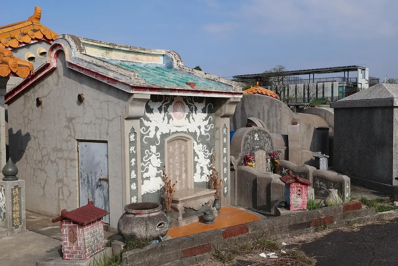 482385119_18504934987032724_6909736581423481276_n.jpg?stp=dst-jpg_e35_tt6&efg=eyJ2ZW5jb2RlX3RhZyI6IkNBUk9VU0VMX0lURU0uaW1hZ2VfdXJsZ2VuLjE0NDB4OTYxLnNkci5mNzU3NjEuZGVmYXVsdF9pbWFnZSJ9&_nc_ht=scontent-ssn1-1.cdninstagram.com&_nc_cat=104&_nc_oc=Q6cZ2QFv_eEiHsFmuR-Sot1S9Y-khsL41_xjeqeA5TsJj3Lri0erIo5JCSc4OqSkzhxBRIs&_nc_ohc=EWy_6IBpjHsQ7kNvwGhLw3z&_nc_gid=SvacS2A9fxEJ3b-Mc3KFwQ&edm=APs17CUBAAAA&ccb=7-5&ig_cache_key=MzU3ODAxNTY2MjkwNTA3NDAwOQ%3D%3D.3-ccb7-5&oh=00_AfRZ0OU_HE6r2C-8PExbde5IneV3uRGl6b6mx0eNf_NoHA&oe=6878389F&_nc_sid=10d13b