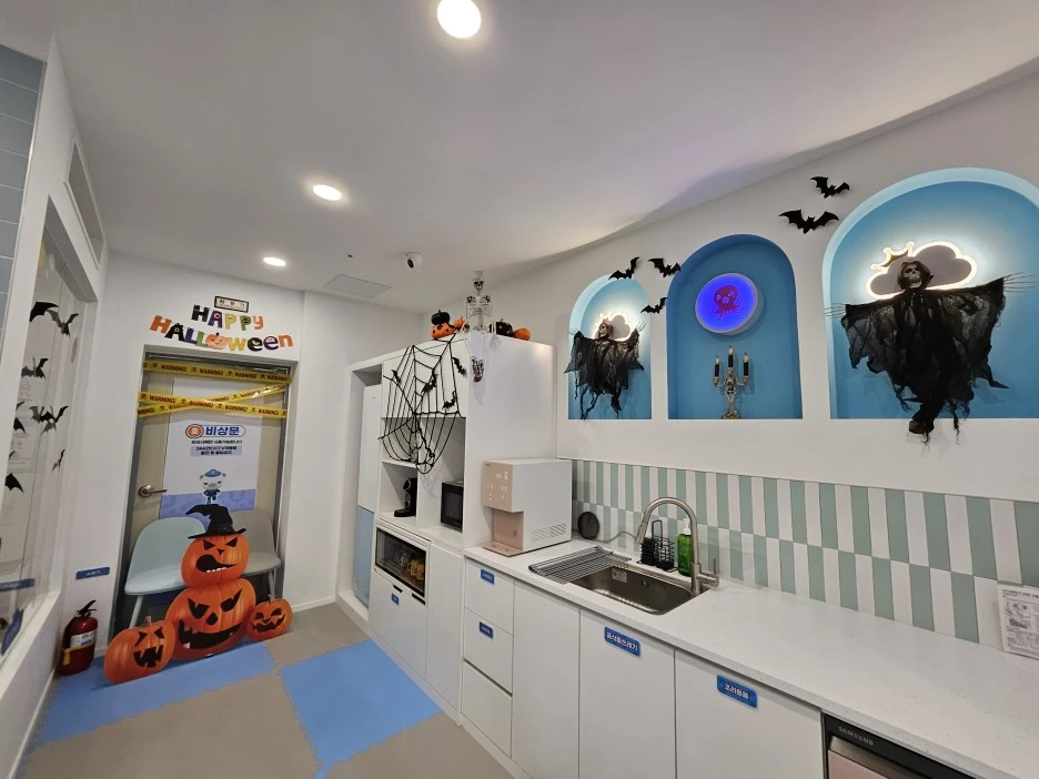 %EB%A7%A4%EC%9E%A5%ED%95%A0%EB%A1%9C%EC%9C%88_(12).jpg?type=w1