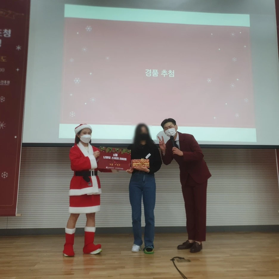 SE-dcfea420-6856-435c-bf1c-ddb8c2d205e0.jpg?type=w1