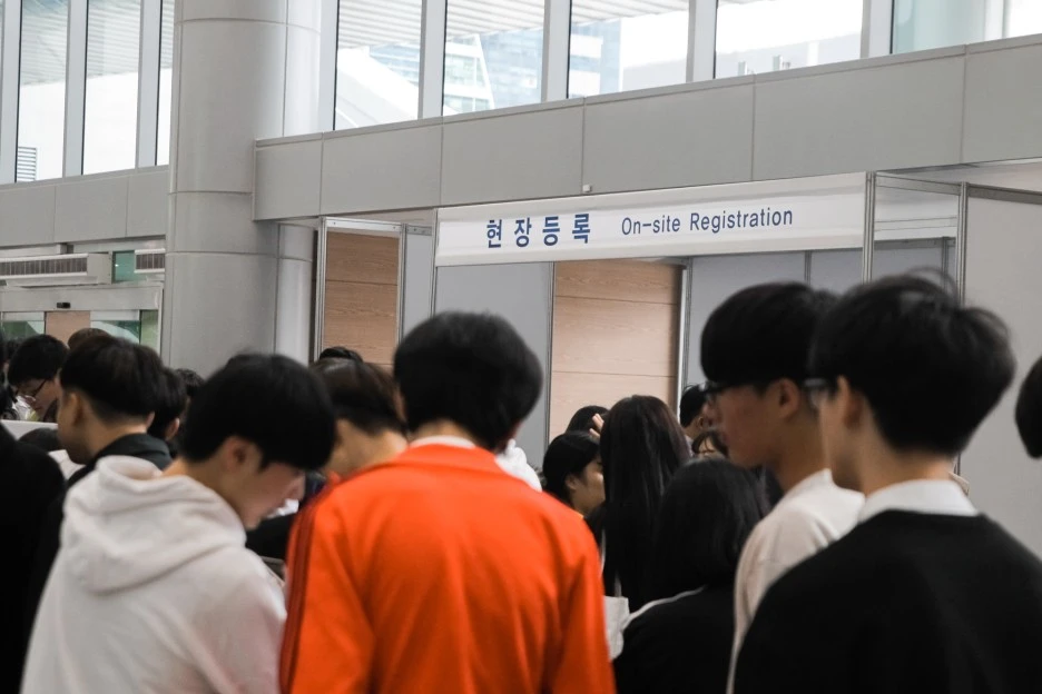 zxzx_(2).jpg?type=w1