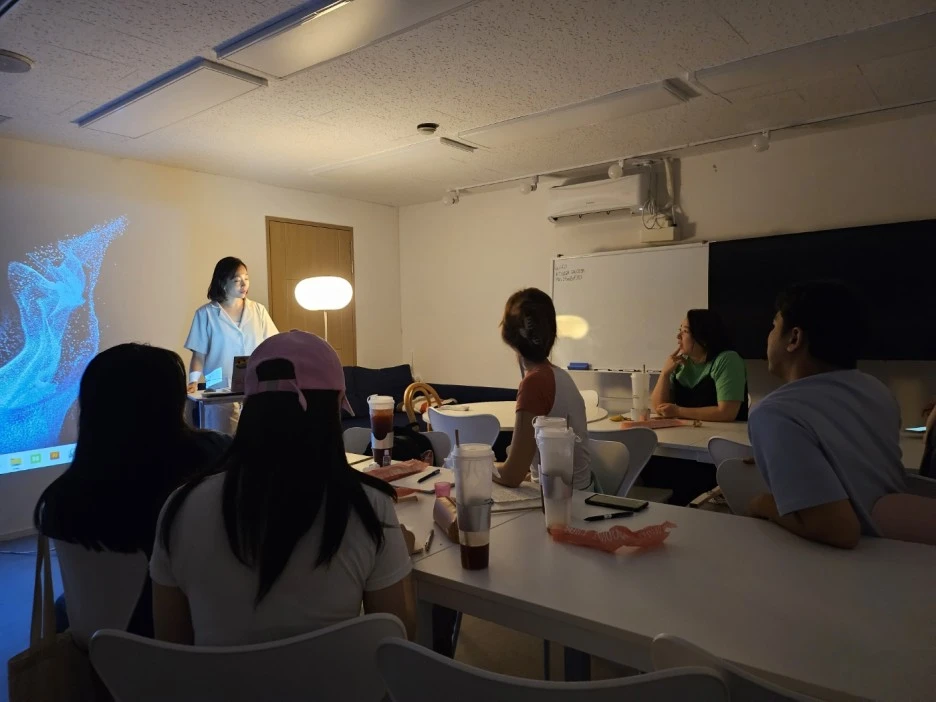 xxxxx_(1).jpg?type=w1