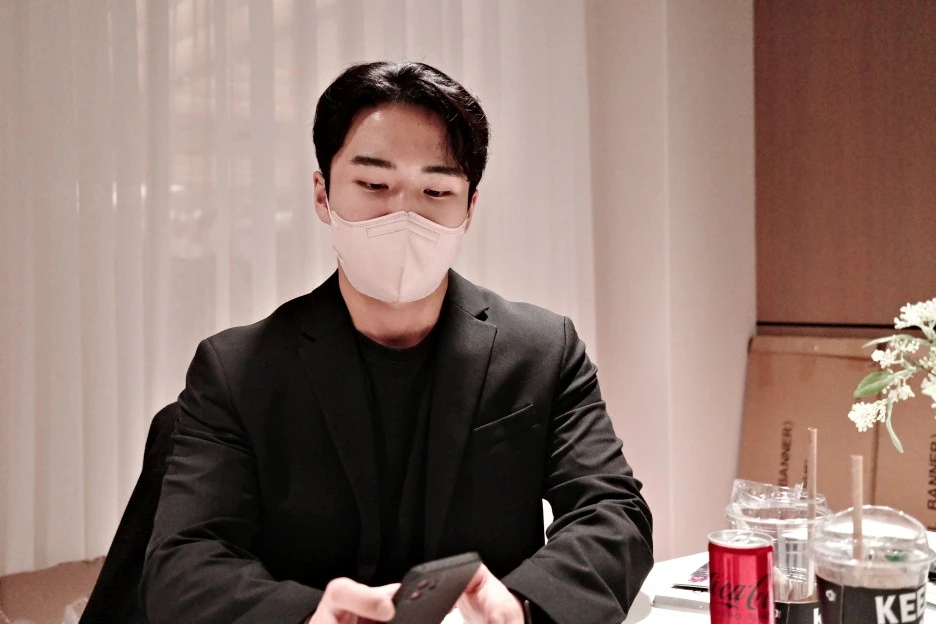 yyyyy_(1).jpg?type=w1