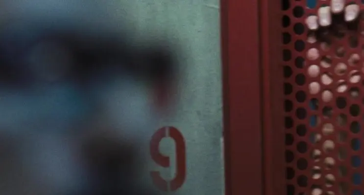 Felon.2008.720p.BluRay.x264-SiNNERS.mkv_20120721_201315.281.jpg?type=w2