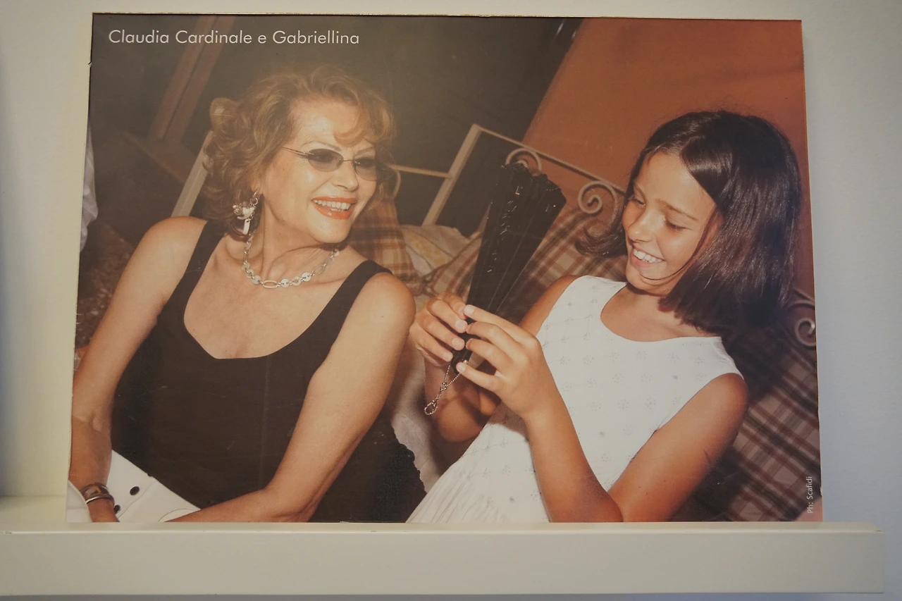 돈나 푸가타 카르디날레.JPG