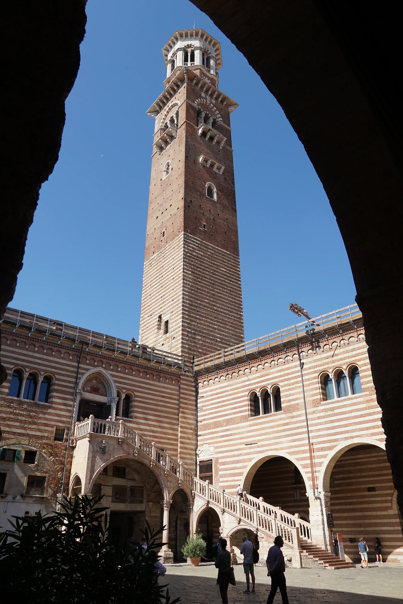 옛 시장 계단2.JPG