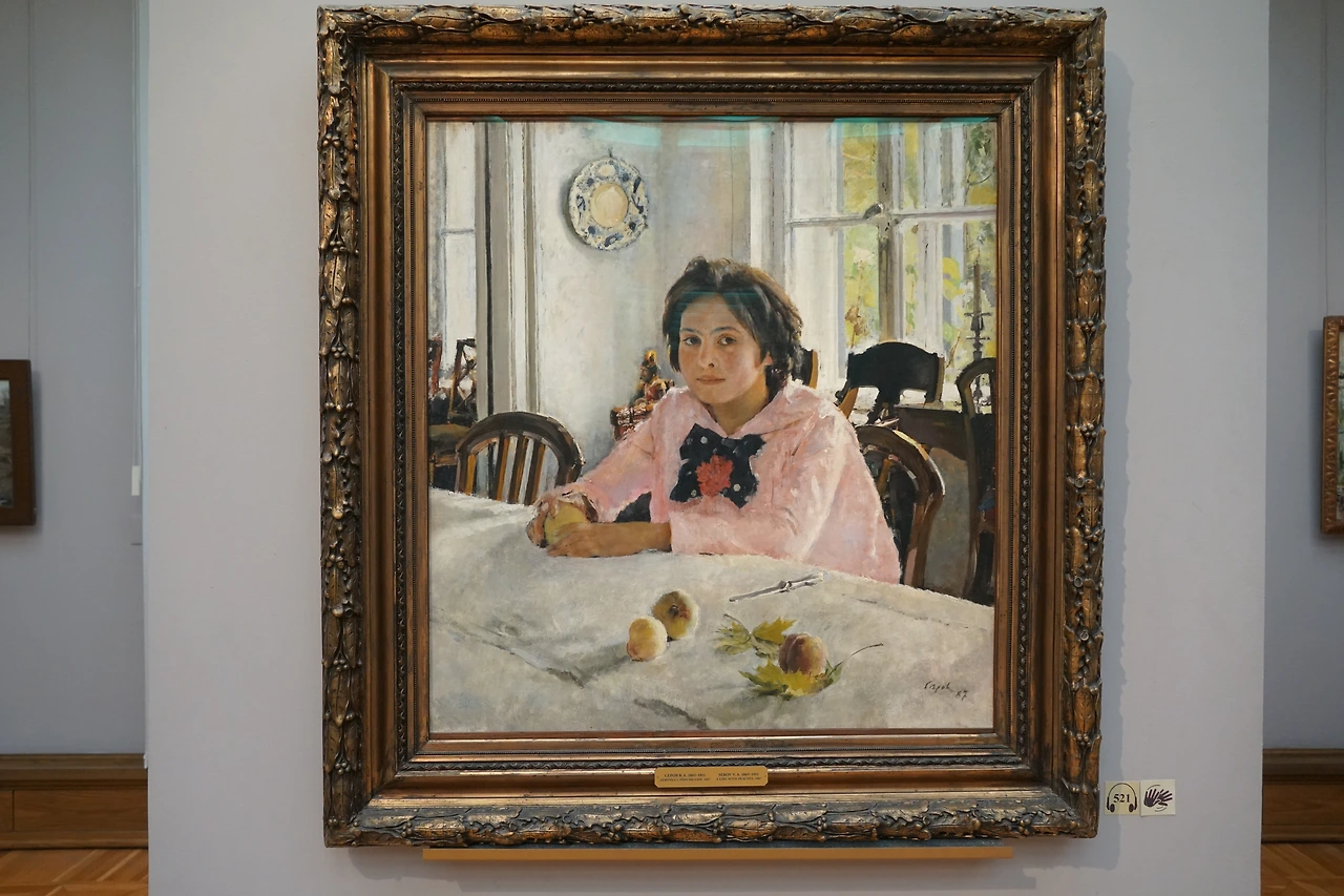 발렌틴 세로프의 복숭아와 소녀.JPG