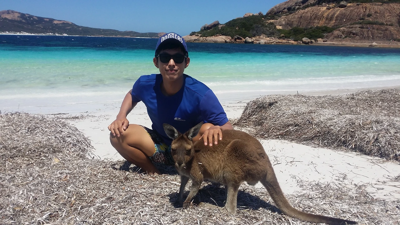 윤우 바다.jpeg