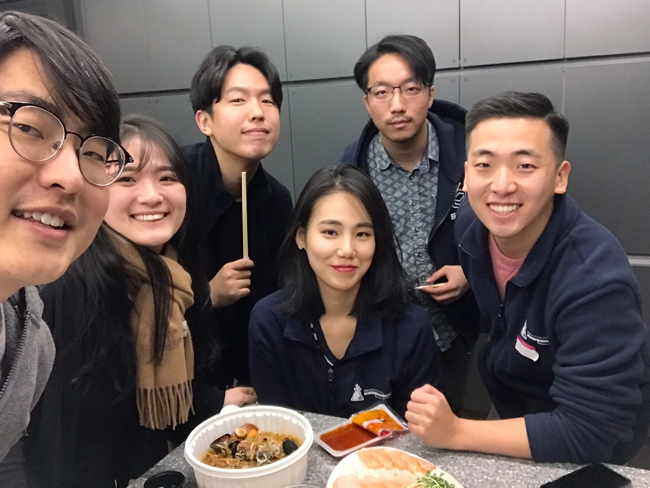 델리펀트 팀.jpeg