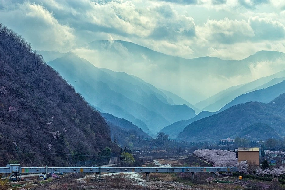 %E3%80%8C%ED%95%9C%EA%B5%AD%EC%9D%98_%EB%B0%9C%EA%B2%AC_02_%E2%80%93_%EA%B0%95%EC%9B%90%EB%8F%84%E3%80%8D_p.142143___%EB%8F%99%ED%95%B4%EC%8B%9C_%EC%9D%B4%EB%A1%9C%EB%8F%99%EA%B3%BC_%EB%91%90%ED%83%80%EC%82%B0,_2016._4.jpg?type=w1