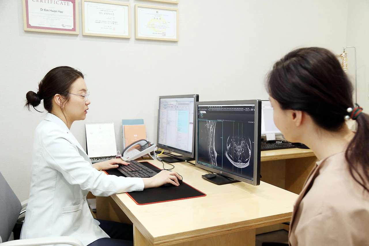 진료실 목 (2) (1).JPG