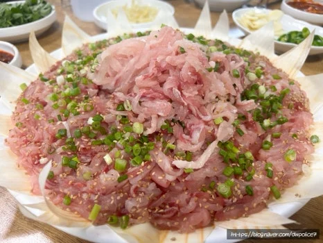 SE-C8D6BA14-34EC-4000-AD2C-2F5682D6326F.jpg?type=w466