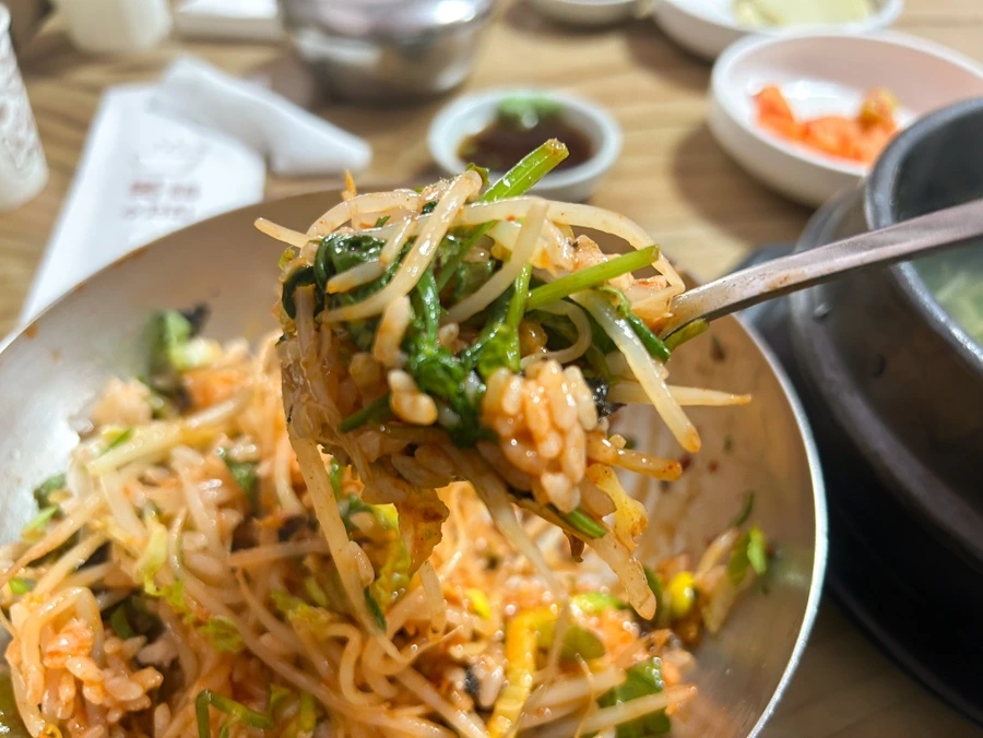 IMG_5954.JPG?type=w966